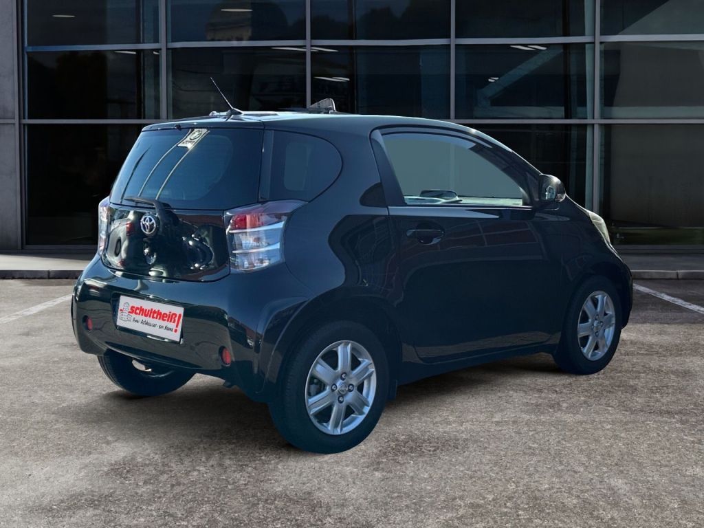 Fahrzeugabbildung Toyota IQ 1.0