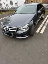 Mercedes-Benz E 220 | AVANTGARDE | FACELIFT - Mercedes-Benz 220: 220e