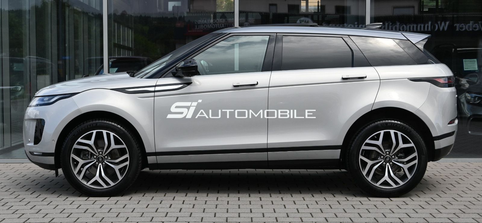 Fahrzeugabbildung Land Rover Range Rover Evoque D165 Nolita Edition °AHK°STHZ