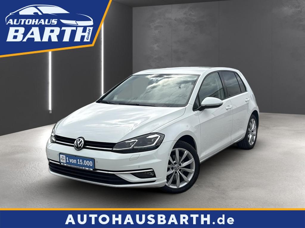 Volkswagen Golf VII 15 TSI Highline OPF LEDSHZRFKNAVI 2020