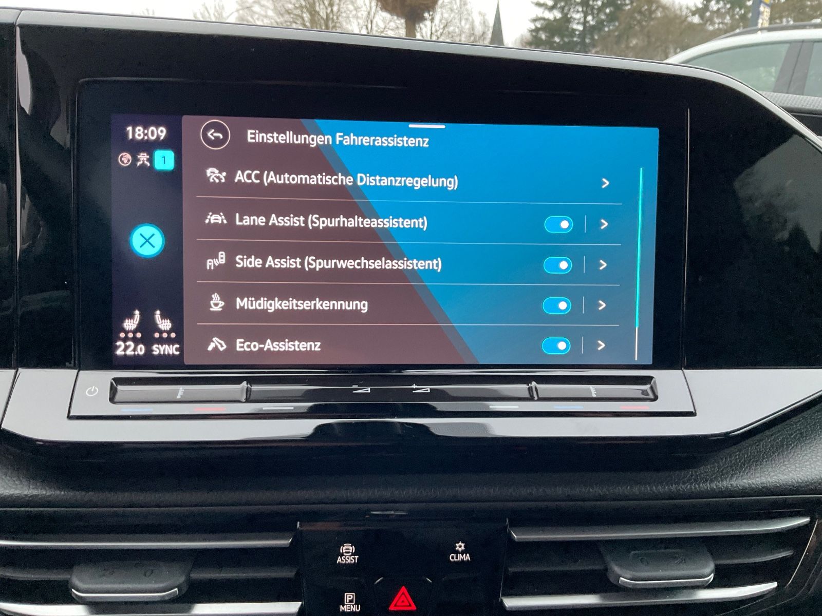 Fahrzeugabbildung Volkswagen Caddy 2.0 TDI DSG,Auto,Style,Navi,ACC,LED