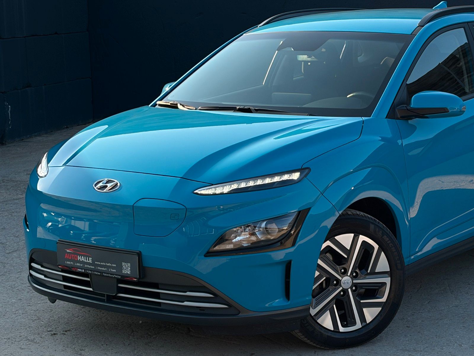 Fahrzeugabbildung Hyundai KONA E Select ACC Cam PDC LFA LKA LHZ SHZ