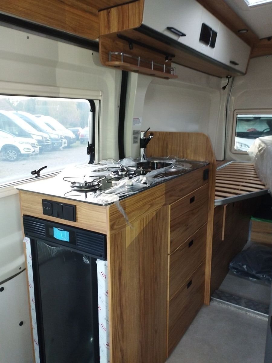 Fahrzeugabbildung Karmann Dexter 4x4 DE 570 AW Allrad 4x4, RFK, AHK