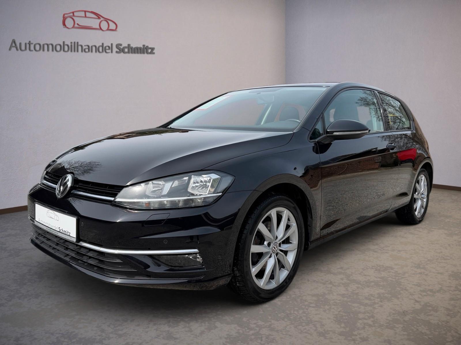 Volkswagen Golf VII Lim. Facelift LED PDC SHZ HU Insp. NEU