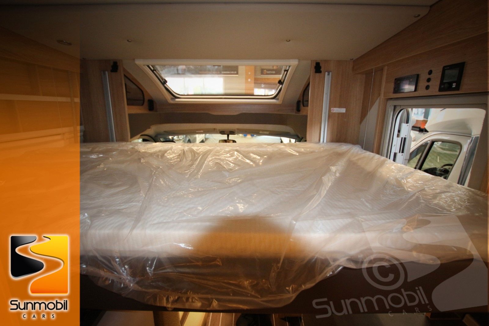 Fahrzeugabbildung Knaus Sky Wave 650 MEG  LED SAT TV LP.108.046,00 €