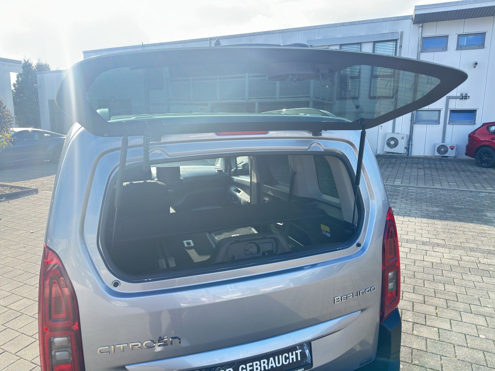 CITROEN Berlingo1.5 BlueHDi MPV Plus M / LED / KAMERA / - Image 23
