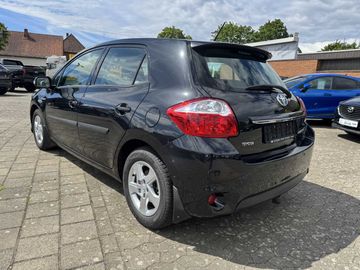 Toyota Auris Hybrid 1.8 Life