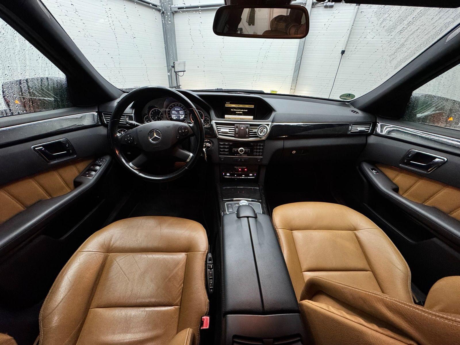 Mercedes-Benz E300 2010 — photo 7