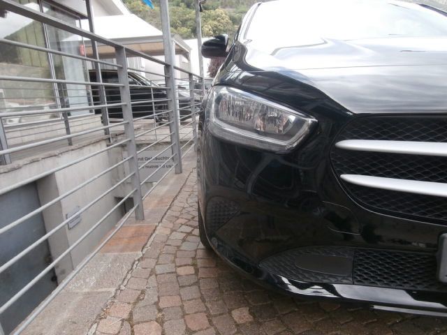 MERCEDES-BENZ B 160 d