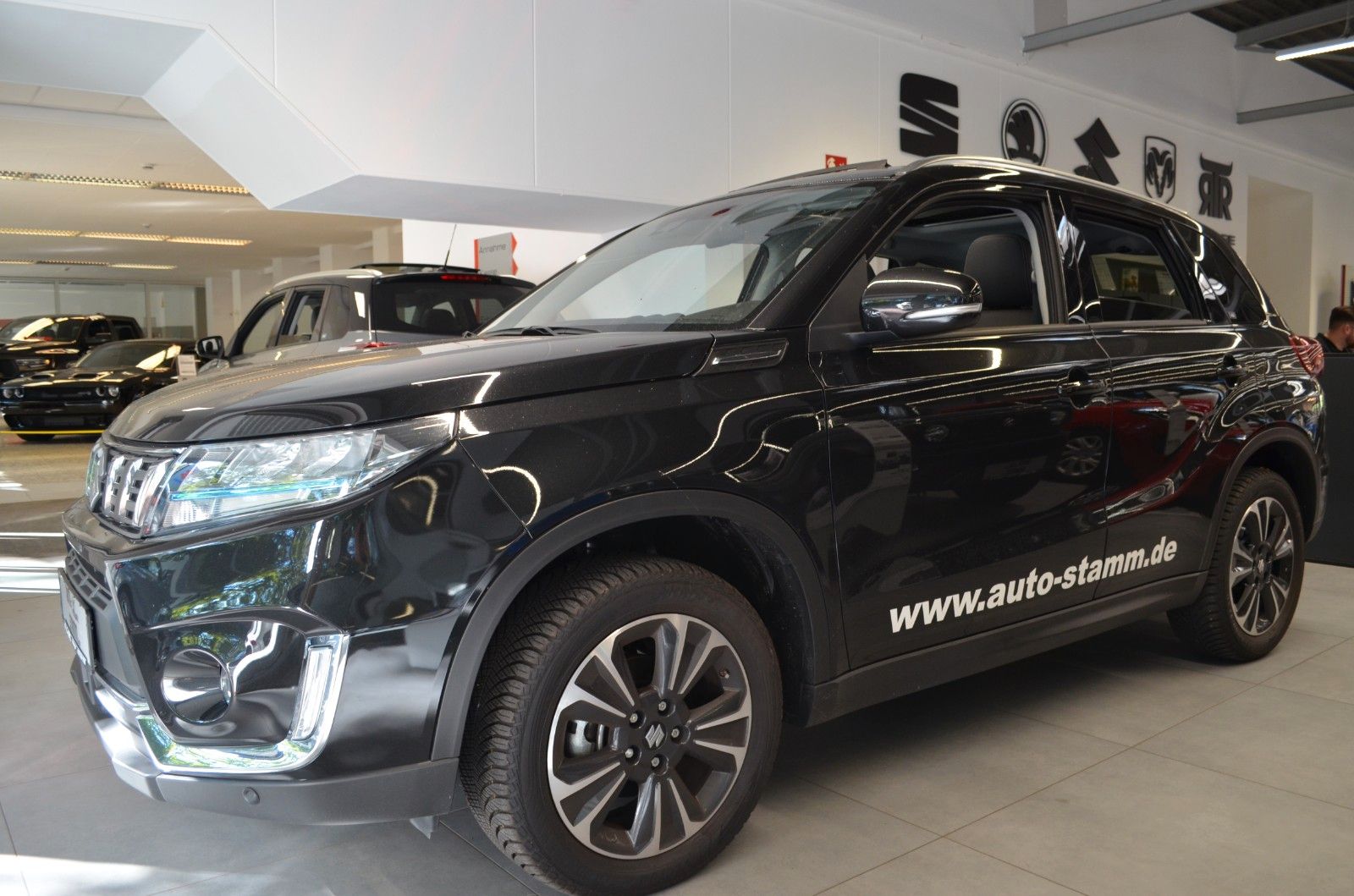 Fahrzeugabbildung Suzuki Vitara 1.4 BOOSTERJET Hybrid Comfort+ Allgrip