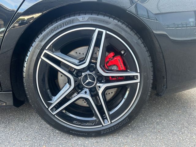 Mercedes-Benz CLA 35 AMG