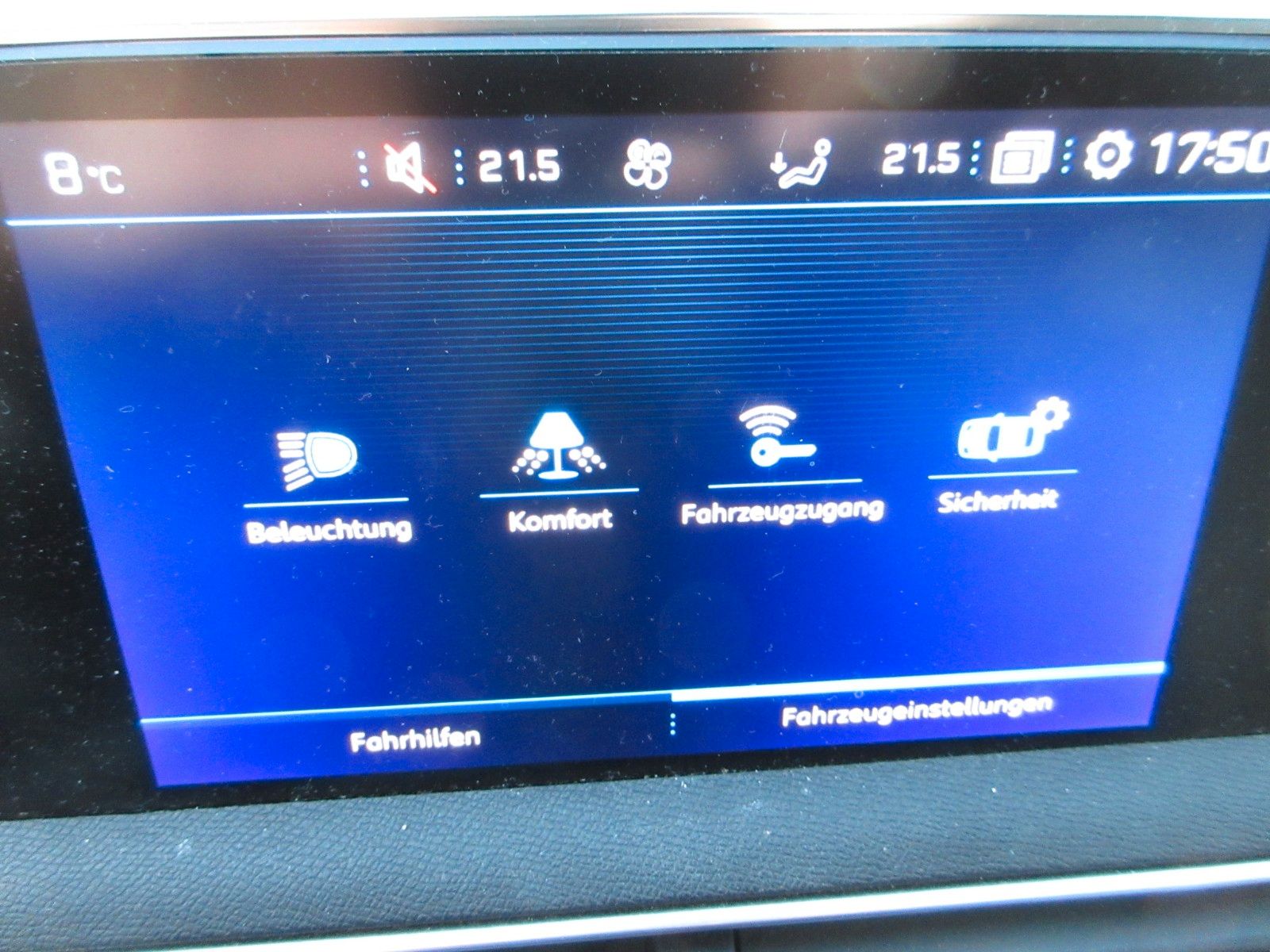Fahrzeugabbildung Peugeot 5008 GT-LINE 1.5D LED/SHZ/VOLLLEDER/360°CAM