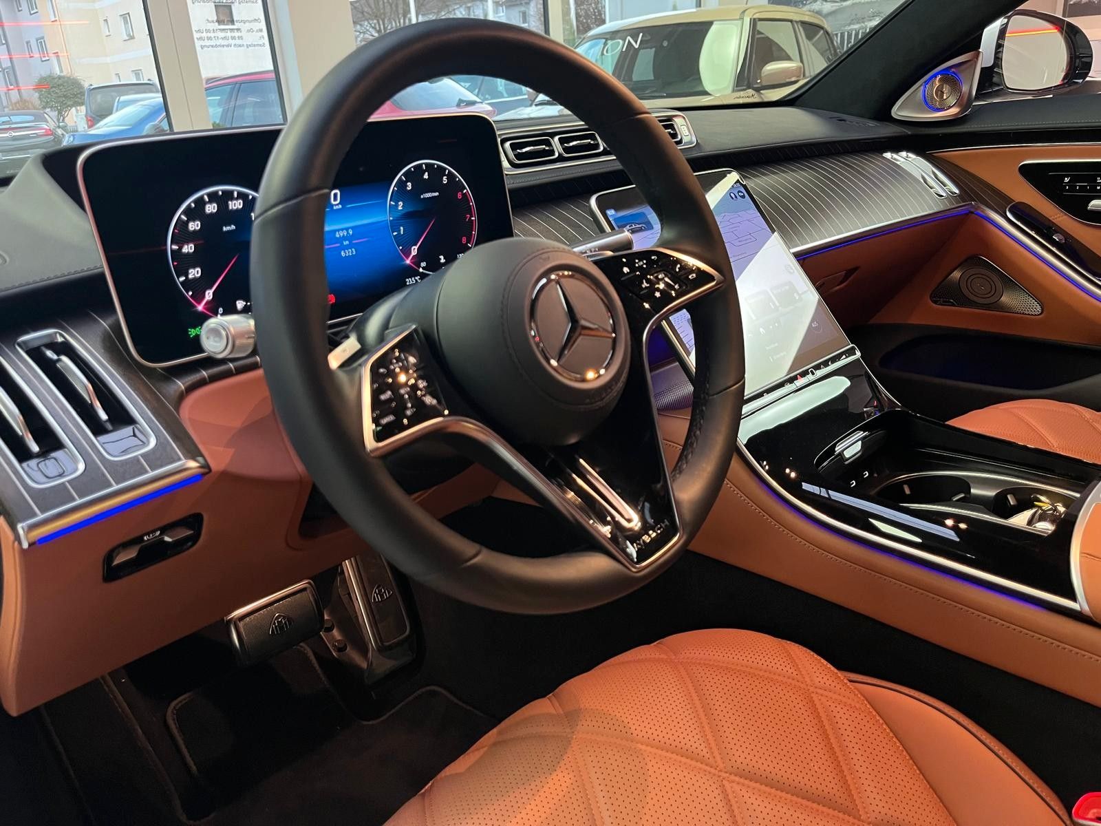 Fahrzeugabbildung Maybach S 680 Maybach 4Matic | High End Interior |