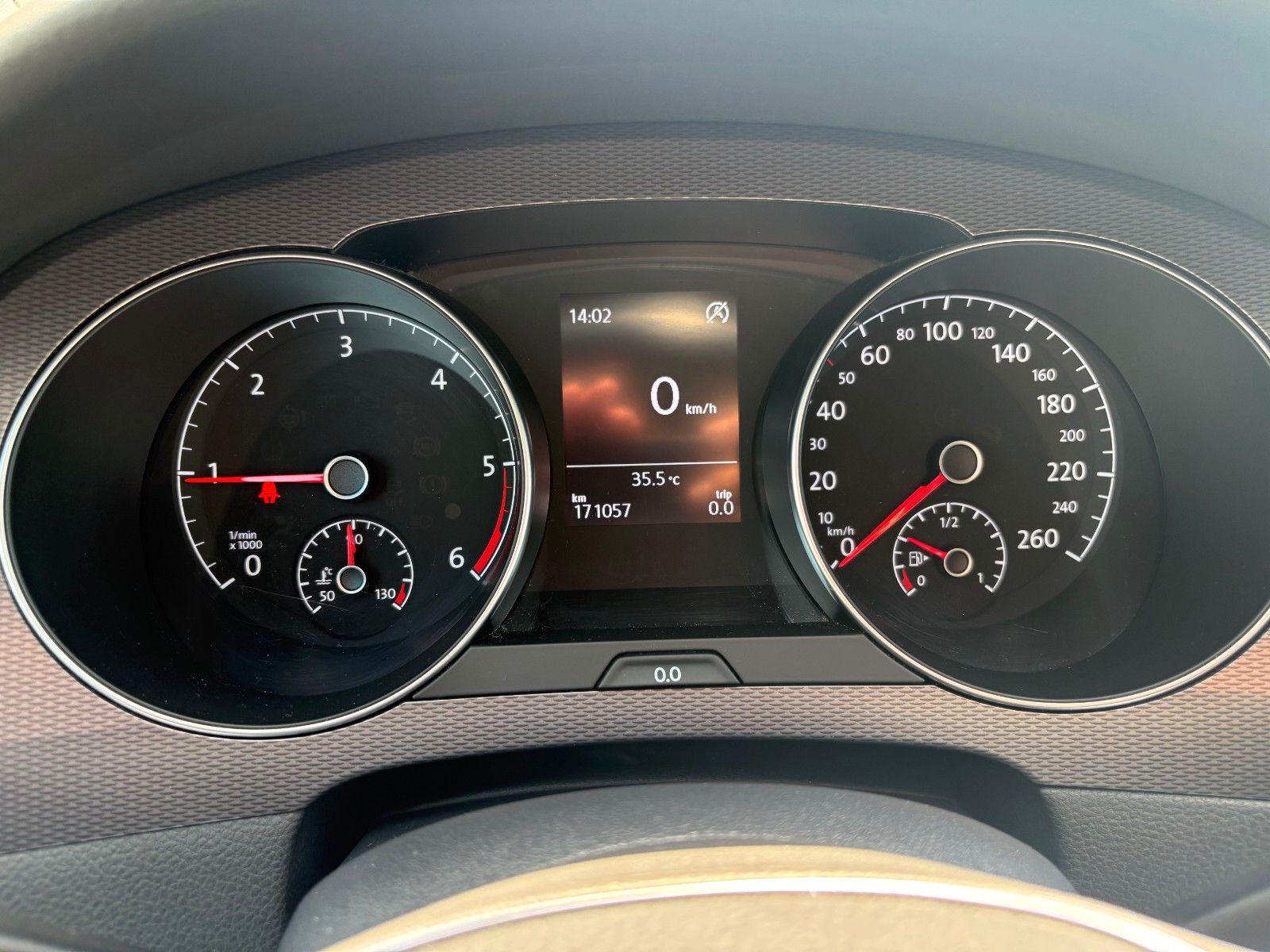 Fahrzeugabbildung Volkswagen Golf Sportsvan 2.0 TDI VII Lounge Xenon AHK ACC