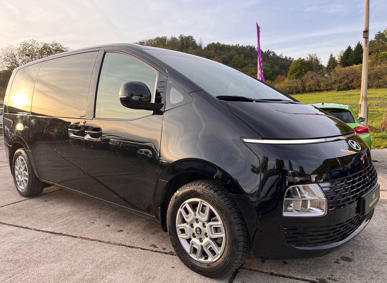 Hyundai Staria Hybrid Navi LED 360° Kamera 9 Sitze DAB imagem 3