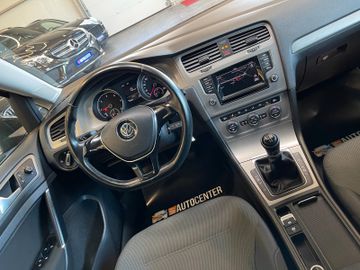 Volkswagen Golf VII Lim.  BMT *NAVI*SZHZ*PDC*TÜV-052027*