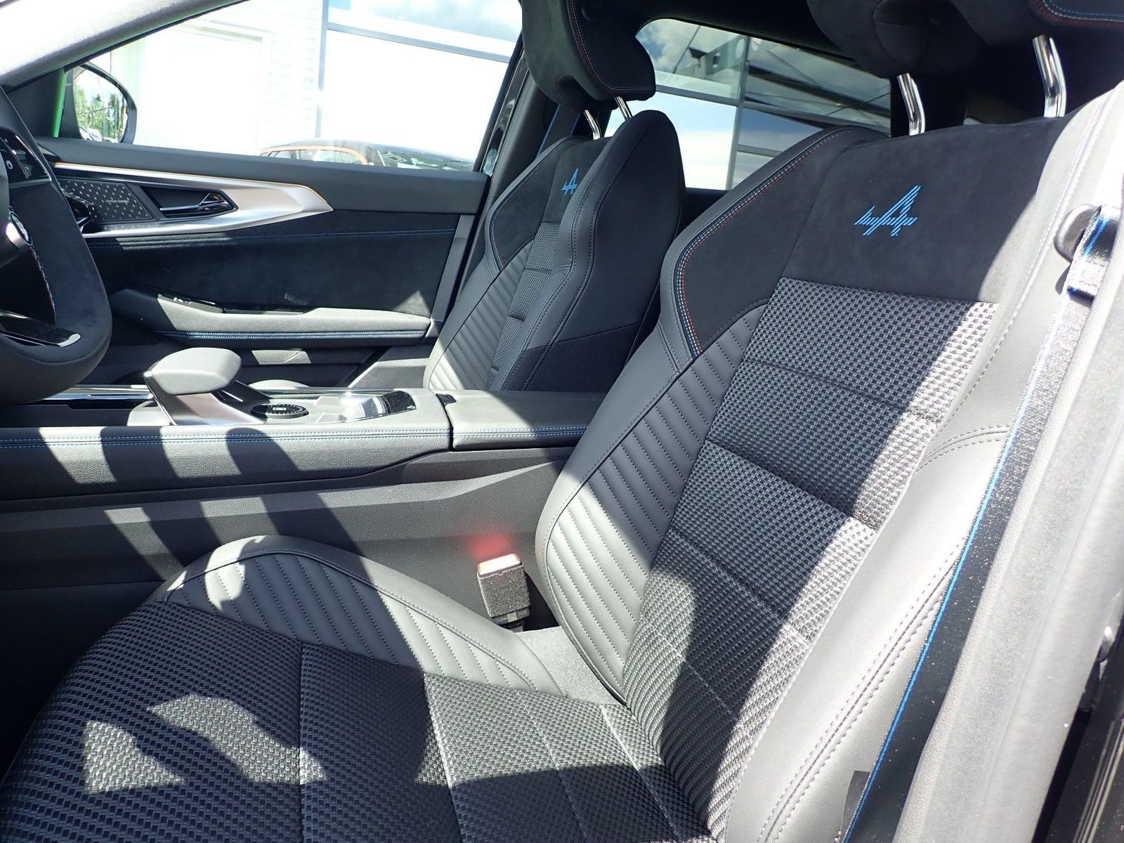Fahrzeugabbildung Renault Austral Esprit Alpine Mild Hybrid 150 Automatik