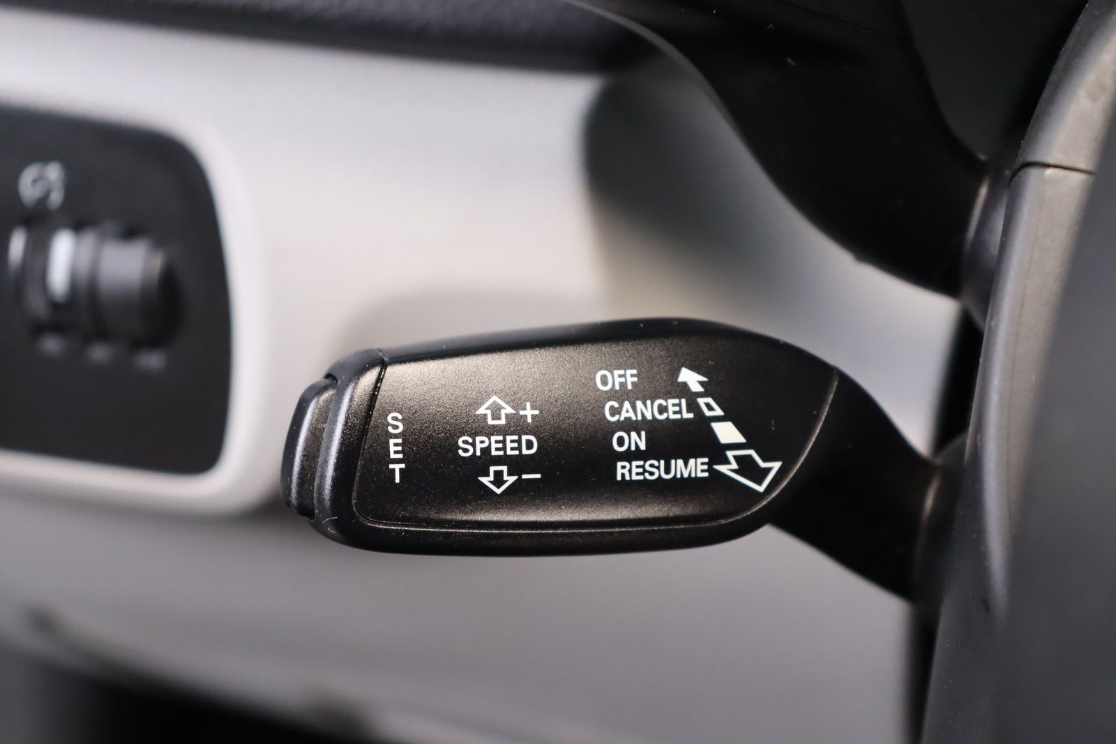 Fahrzeugabbildung Audi Q3 2.0 TFSI S tronic quattro * Standhzg. *