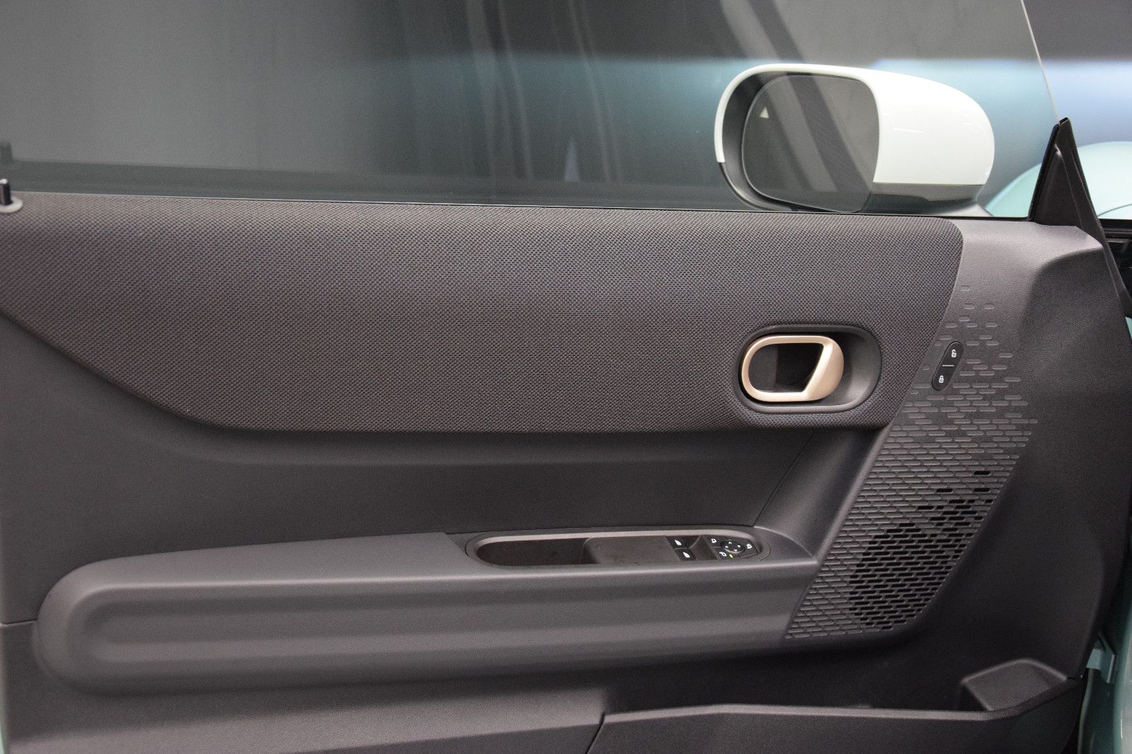 Fahrzeugabbildung MINI Cooper C Classic Trim Paket-M Pano HuD Kamera