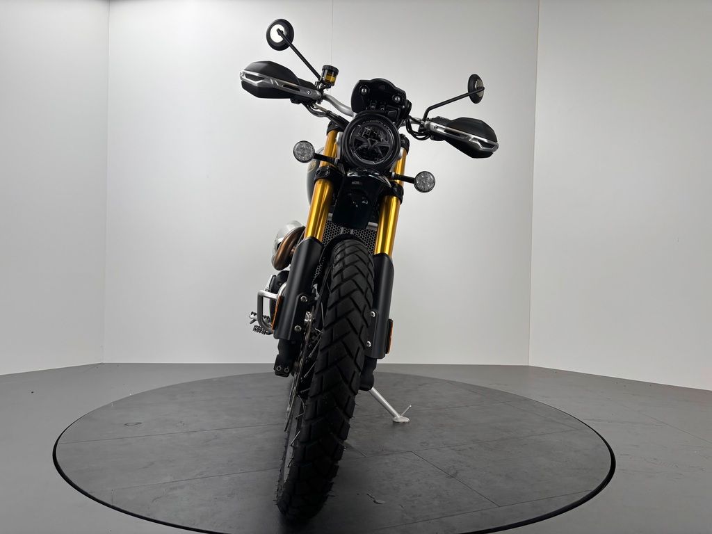 Fahrzeugabbildung Triumph SCRAMBLER 1200 STEVE MCQUEEN *1.HAND*