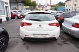 Alfa Romeo Giulietta Turismo*Automatik*Xenon*Leder*1.Hand*+ - Alfa Romeo Gebrauchtwagen von 2012