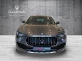 Maserati Levante SQ4 GranLusso - Maserati Levante in Leipzig