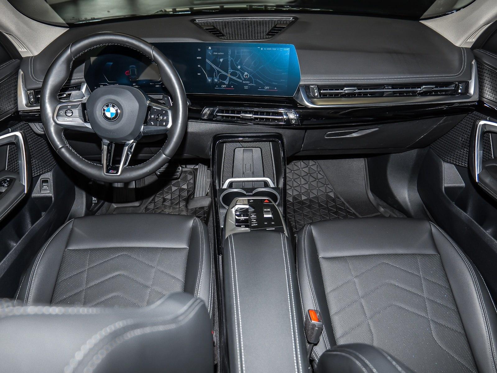 BMW X1 sDrive18i xLine+LC Plus+AHK+Kamera+LED+PDC V+