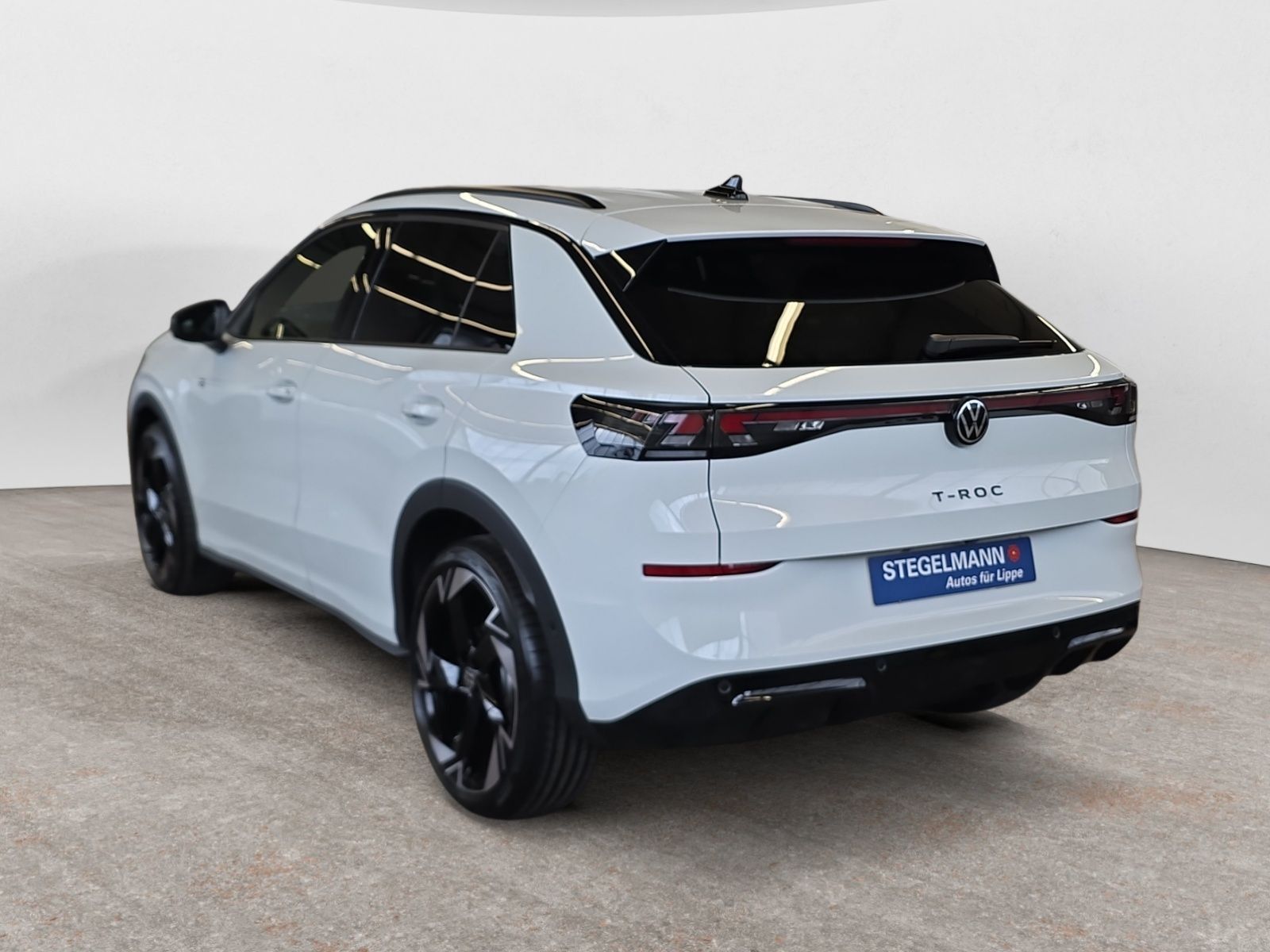 Volkswagen T-Roc 1.5 l eTSI DSG R-Line BlackStyle NAVI foto 4