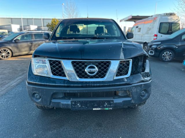 Nissan Navara Pickup King Cab XE 4X4