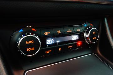 2016 Mercedes-BENZ CLA AMG — миниатюра 26