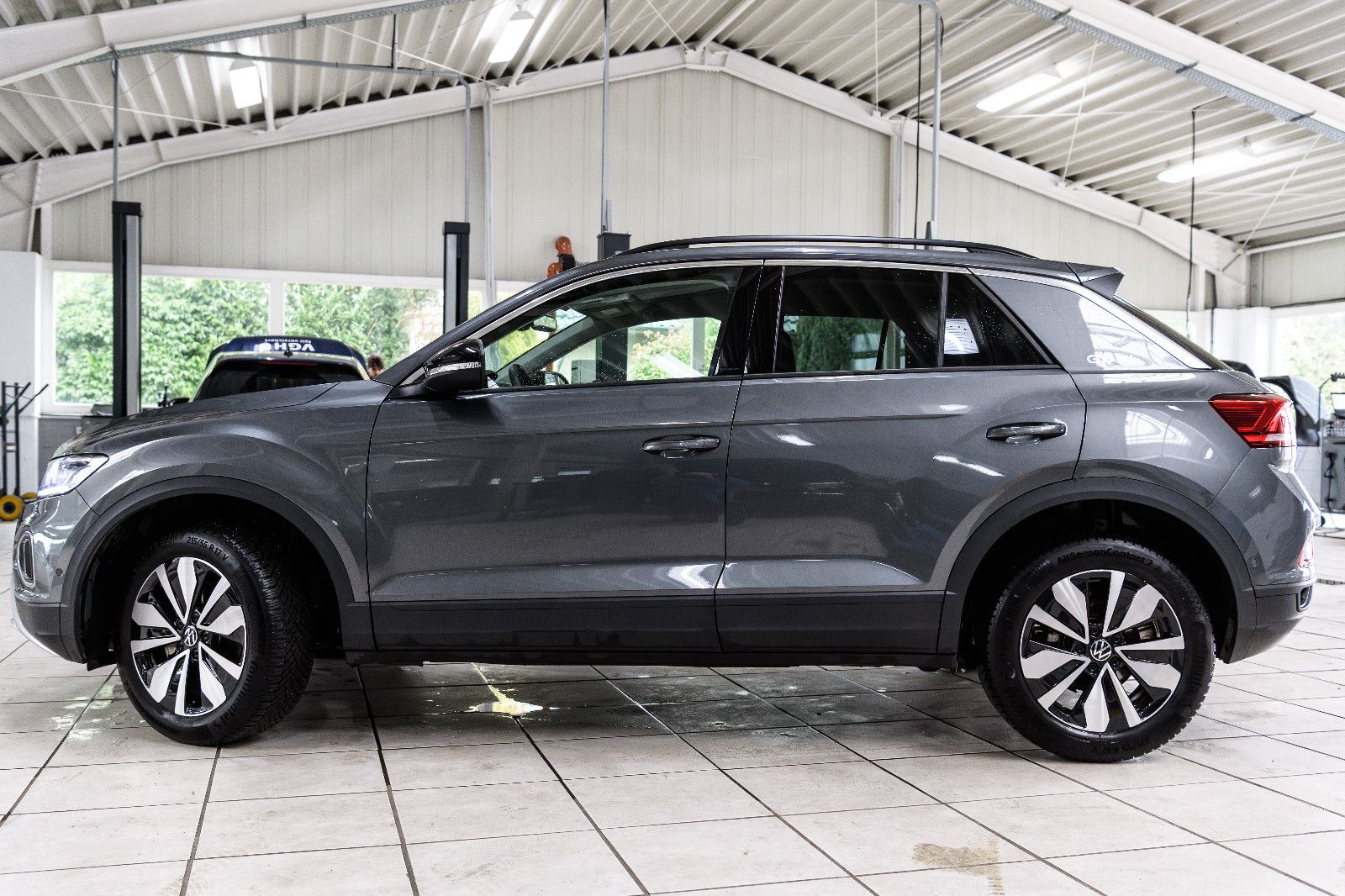 Fahrzeugabbildung Volkswagen T-Roc Goal 1.0 TSI LED+NAVI+ACC+APP