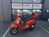 Vespa GTS 300  - VESPA ROT