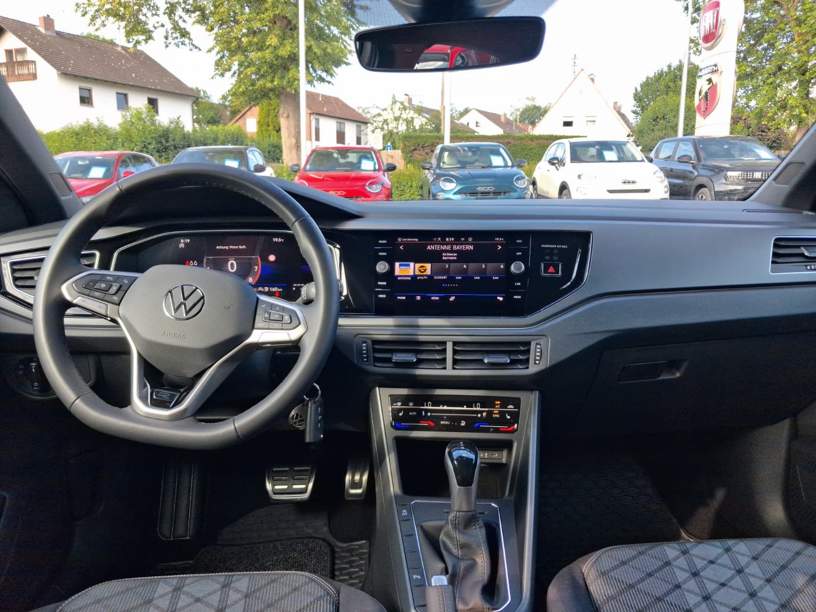 Fahrzeugabbildung Volkswagen Taigo R-Line