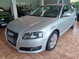 Audi A3 1.9 TDI*NEOPATENTATI - Audi A3 mit Diesel-Antrieb: Limousine, 1.9