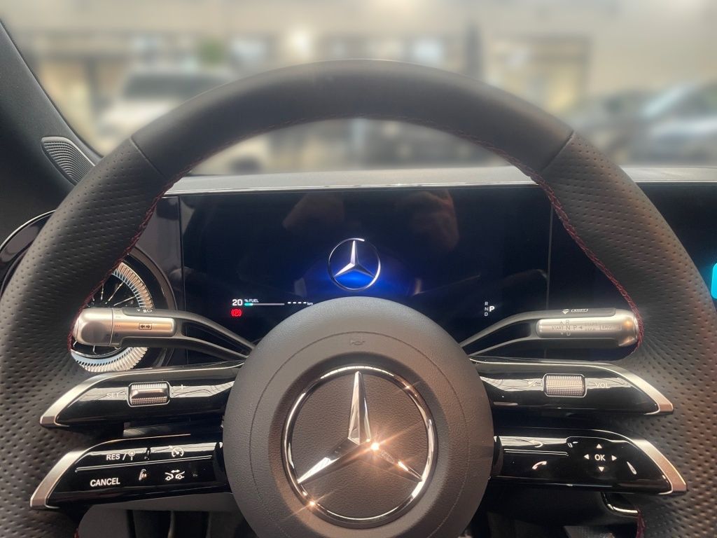 Fahrzeugabbildung Mercedes-Benz CLA 180 ++AMG-LINE+AHK+MULTIBEAM+WINTER-PAKET++