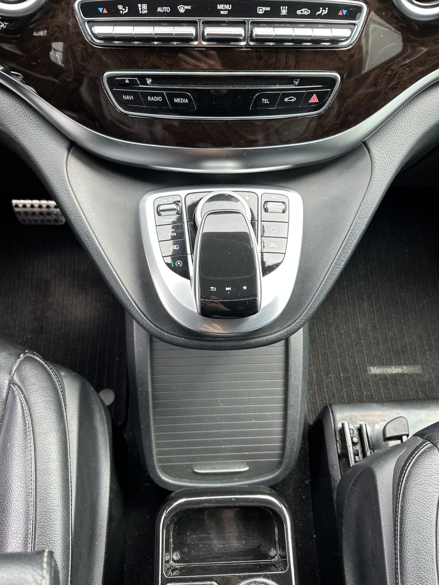 Fahrzeugabbildung Mercedes-Benz V 250 CDI Avantgarde NAV+LED+AHK+BURMESTER+360°+