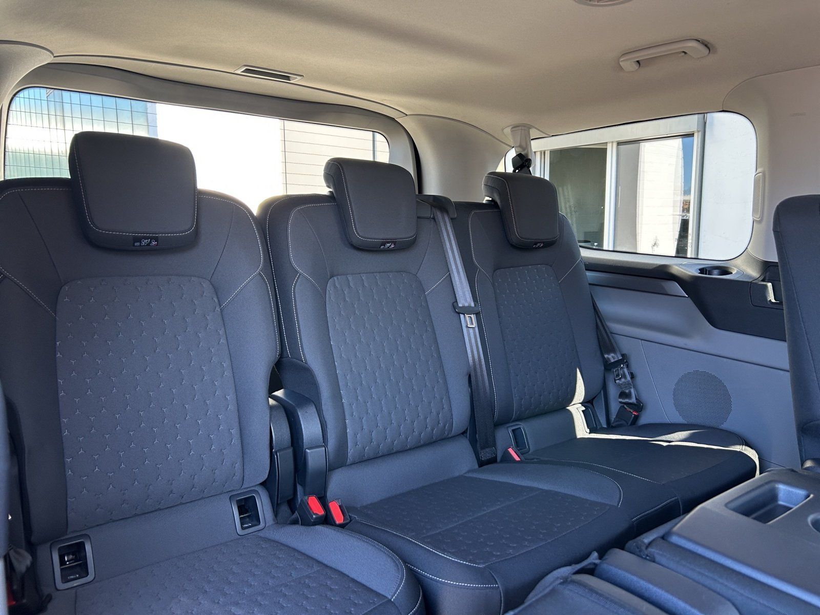 Fahrzeugabbildung Ford Tourneo Custom Titanium 320 L1 Aut./LED/ACC/CAM/