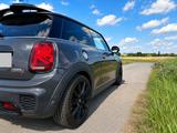 MINI John Cooper Works Coupé - MINI Coupe Serie mit Benzin-Antrieb: Automatik