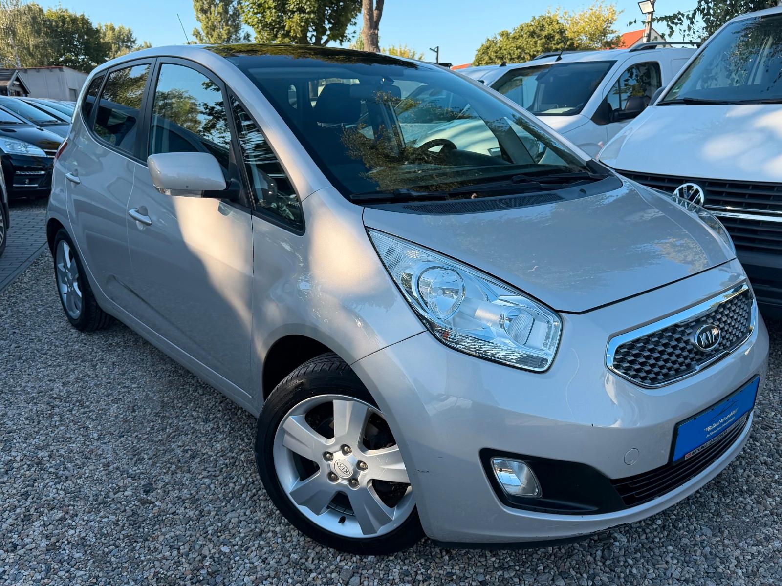 Kia Venga Black *2.HD*Klima*SHZ*Pano*PDC*TÜV NEU