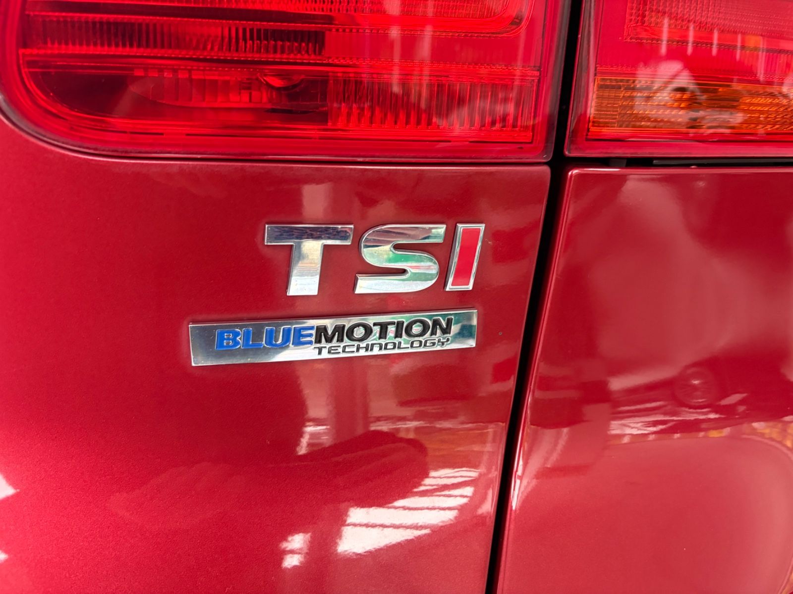 Fahrzeugabbildung Volkswagen Tiguan Trend & Fun BMT *PANORAMADACH*1.HAND*