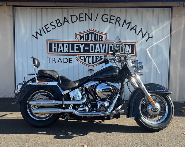 Harley-Davidson Softail Deluxe 