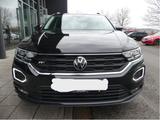 Volkswagen T-Roc 1.5 TSI DSG UNITED UNITED R-Line+AHK - VW T-Roc von privat