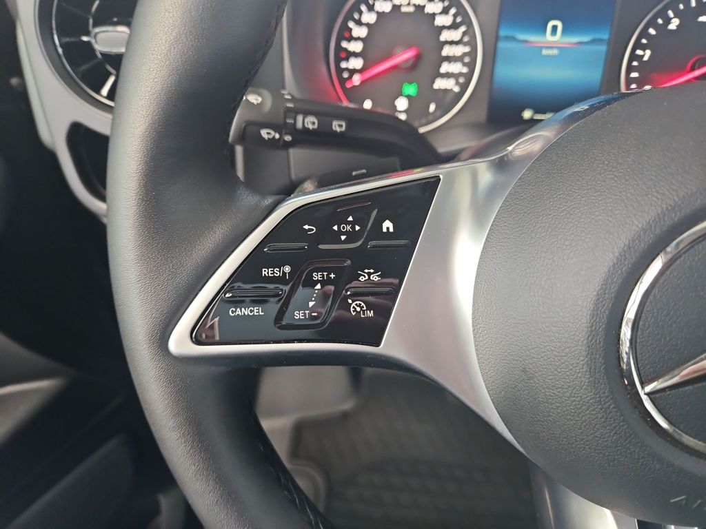 Fahrzeugabbildung Mercedes-Benz Vito 114 Kasten lang LED Flügeltüre 2,5t AHK
