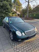 Mercedes-Benz 220 - Mercedes-Benz 220 in Köln