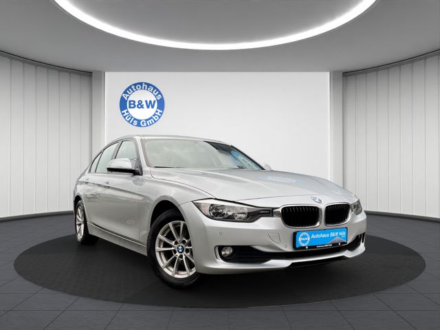 BMW 320 Baureihe 3 Lim. 320d NAVI*TEMPOMAT*SHZ*PDC*