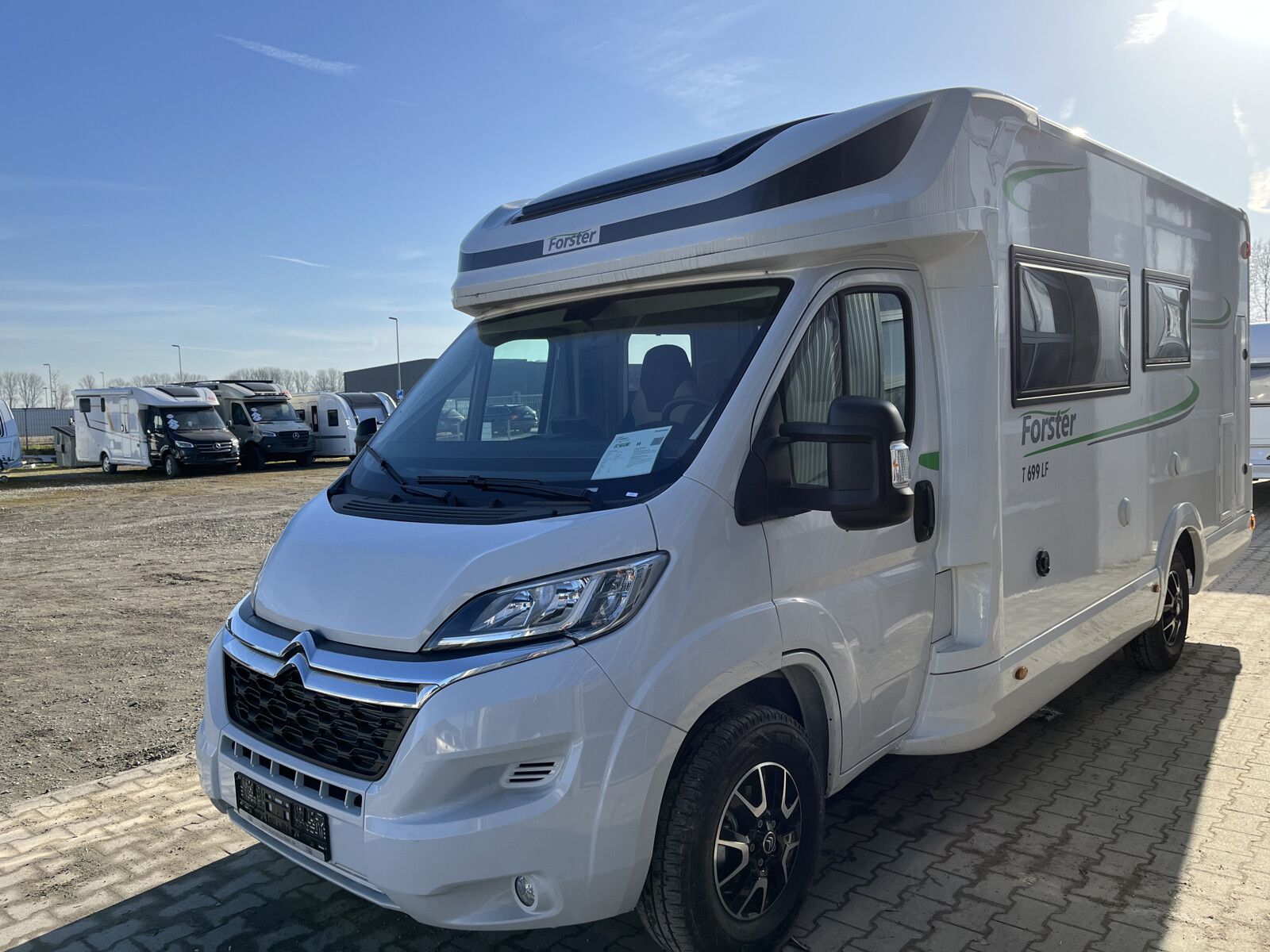 Fahrzeugabbildung Forster T FT699LF 11770,- Sondernachlass / 165 PS