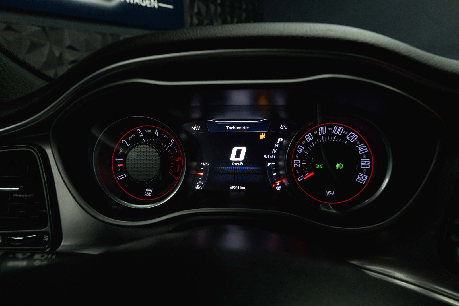 Fahrzeugabbildung Dodge Challenger 6.4 V8 SRT 392 R/T SCAT PACK Perform.