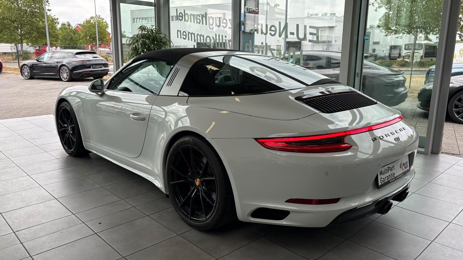 Fahrzeugabbildung Porsche 991/911 Targa 4 SAGA Sport Chrono