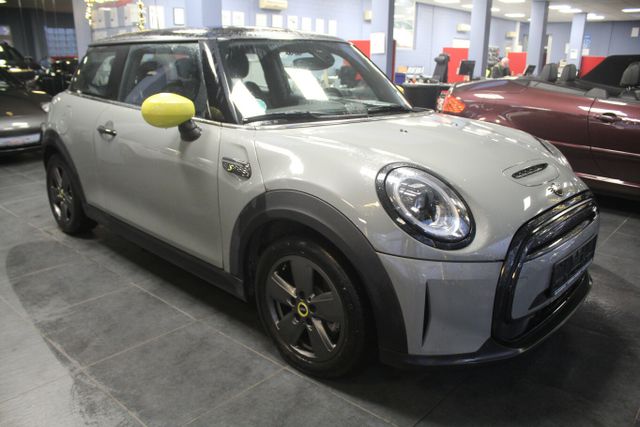 MINI Cooper SE Essential Trim