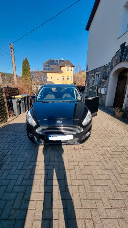 Image of Ford S-Max